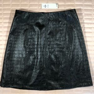 Francesca’s Faux Animal Skin Mini Skirt Black